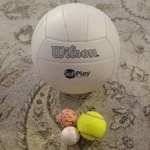 Wilson Soft Play White Volleyball
